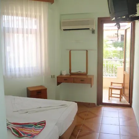 Отель Aloe Apart 3*