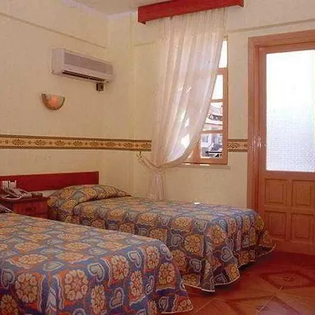 מלון Aloe Apart מרמריס