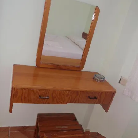 Aloe Apart מלון מרמריס