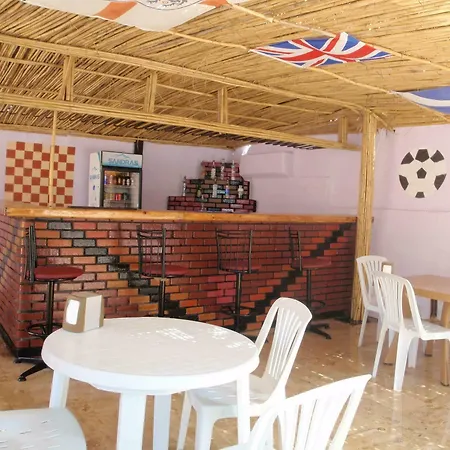 מלון Aloe Apart 3*