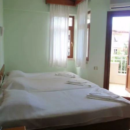 מלון Aloe Apart מרמריס